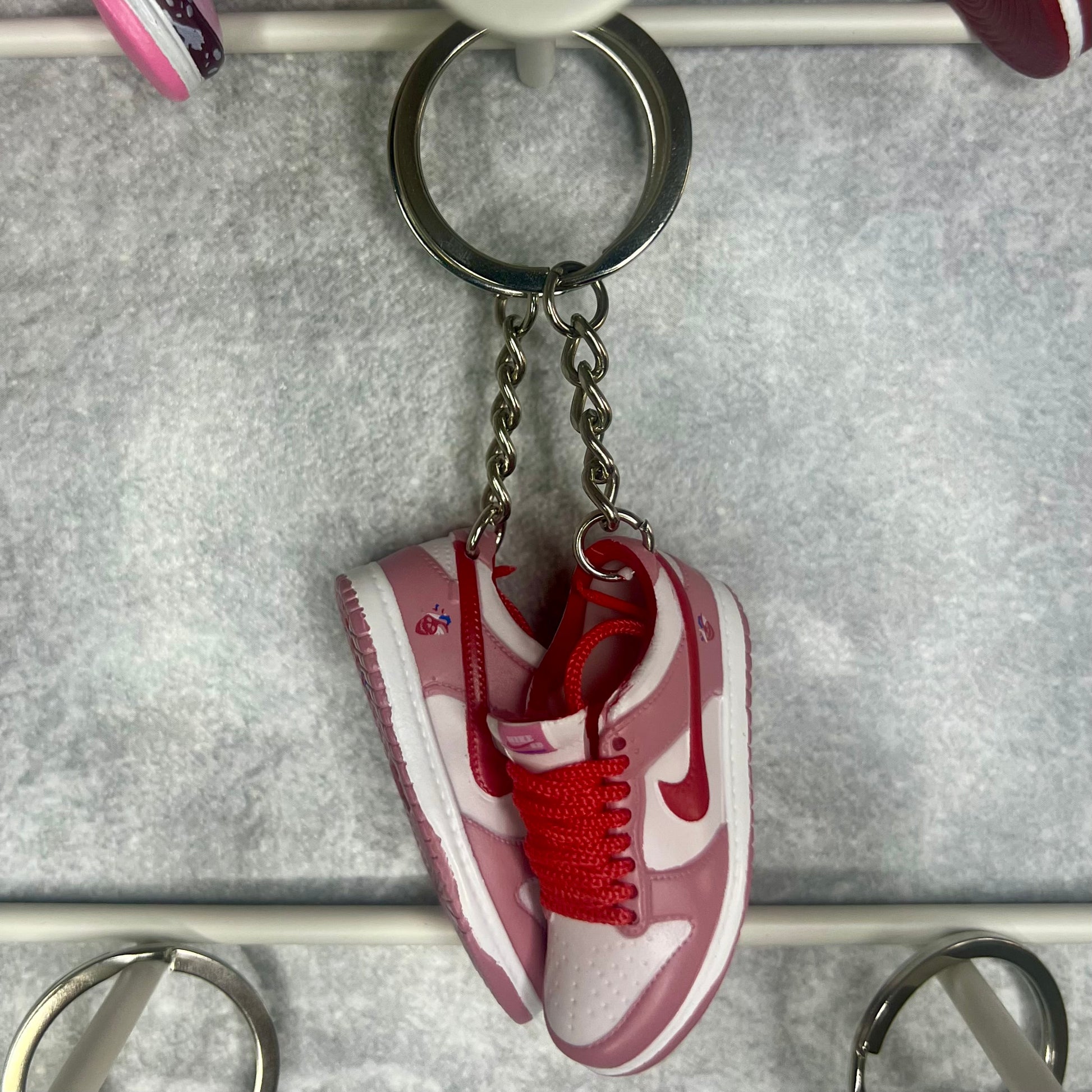 Nike Dunk Keyring – Mini Sneaker Store