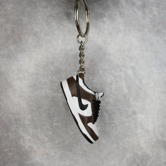 Dunk Low Pro SB 'Trail' Keyring