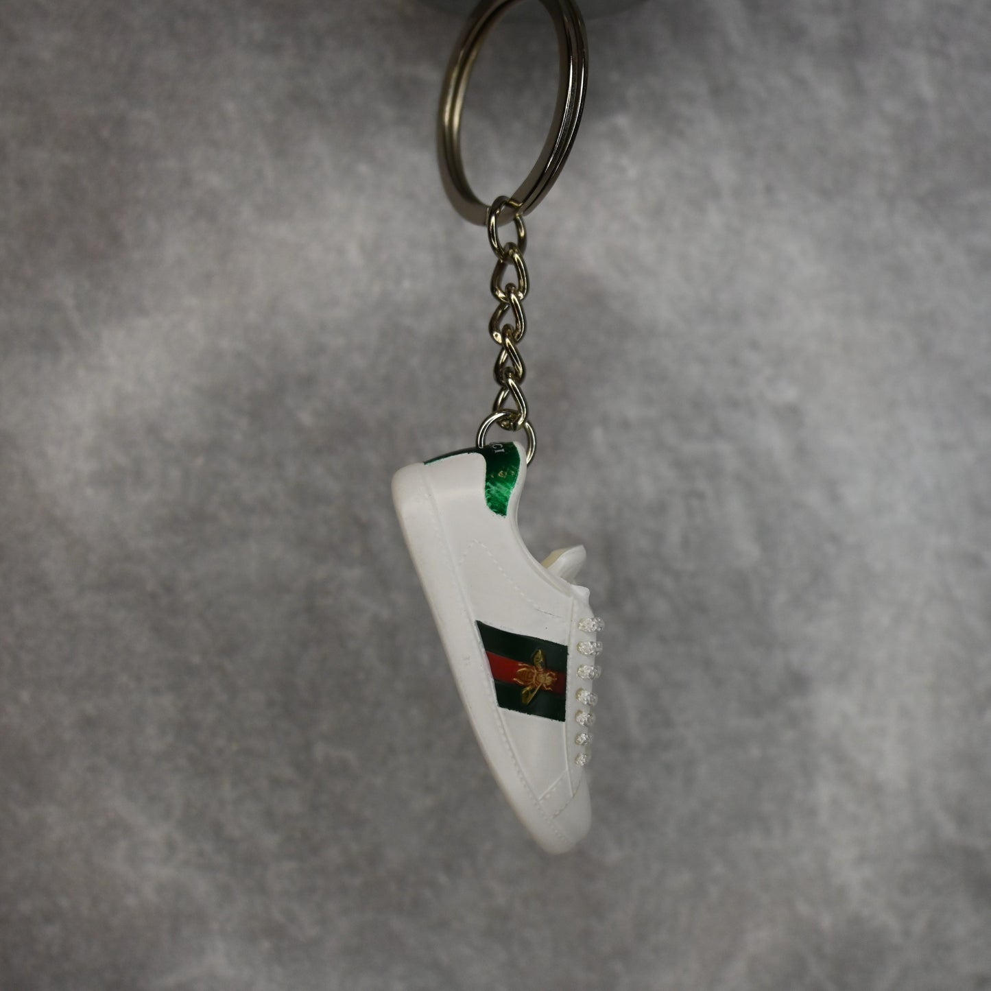 Gucci Ace Low 'Bee Embroidered' Keyring